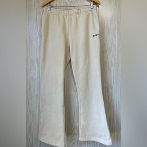 ECHT CITIES FLARE SWEATPANTS in color Oatmeal Size XL NWOT